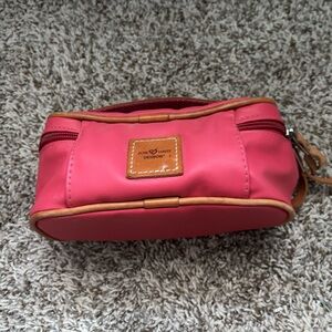 Jon Hart Design Fuchsia Cosmetic Bag